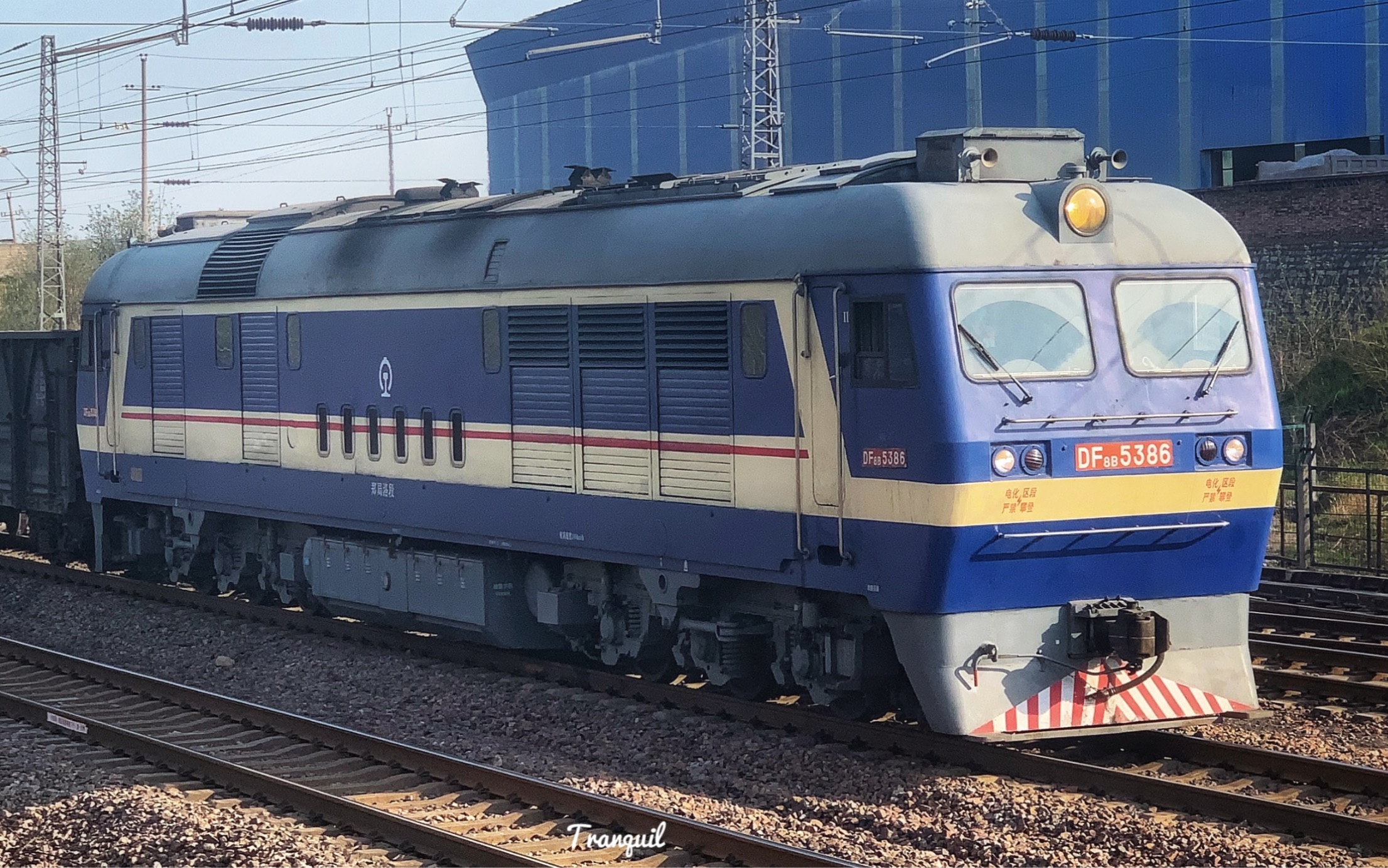 郑局洛段df8b 在戎庄咽喉区进行调车作业_哔哩哔哩_bilibili