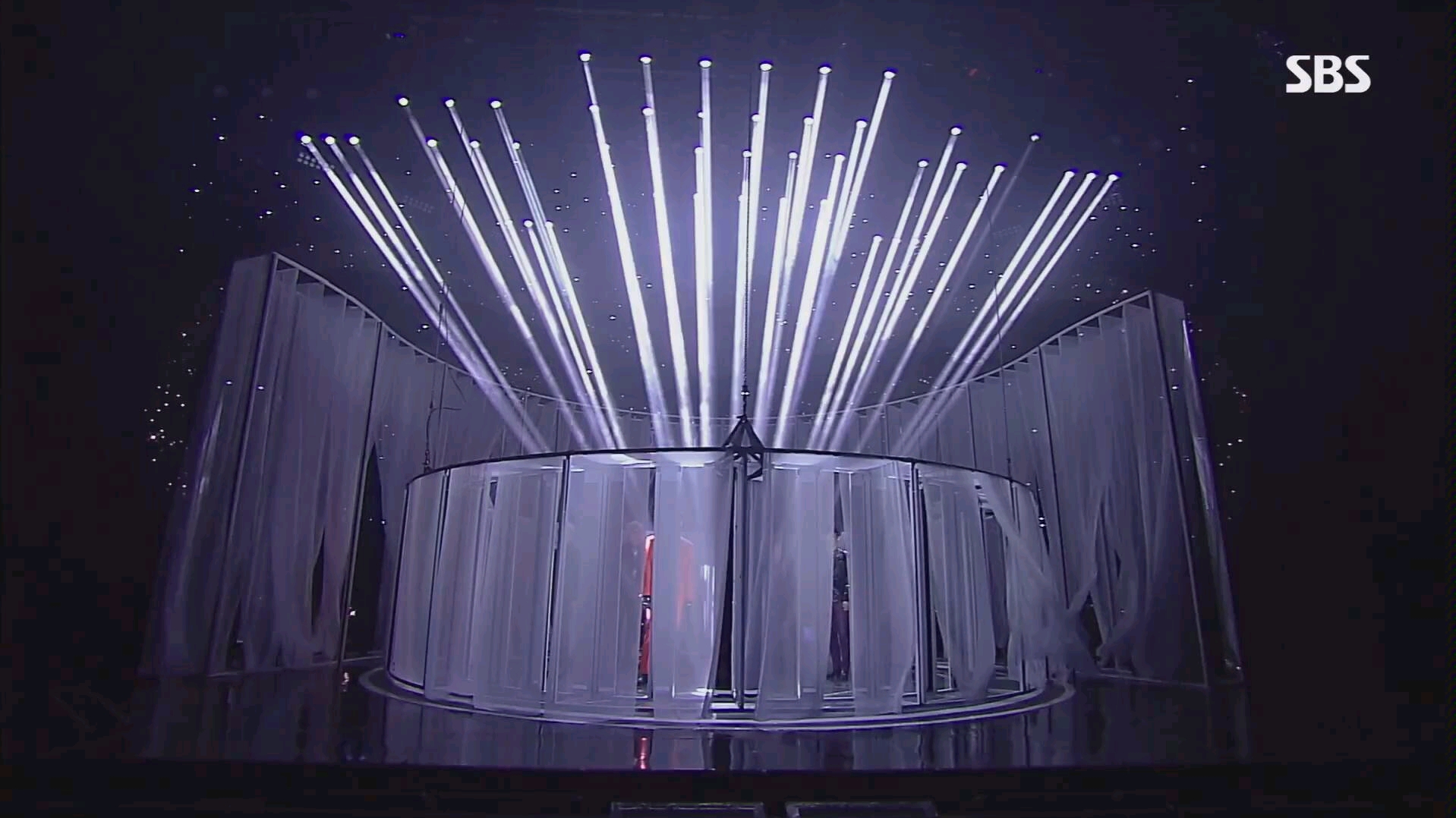 【exo】191208人气歌谣打歌舞台!这次舞台太绝了