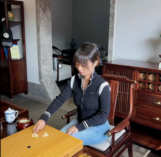 弹幕版[2023-02-07 14-02-39][棋手战鹰][热身赛第二轮 严惜蓦初段 对