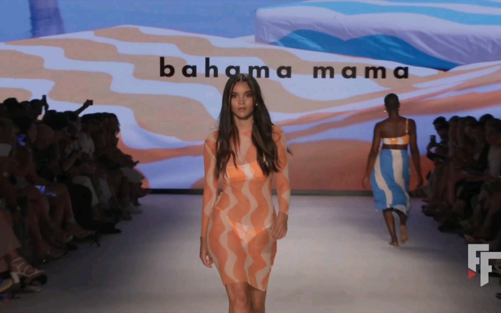 [图]Bahama Mama Full Show