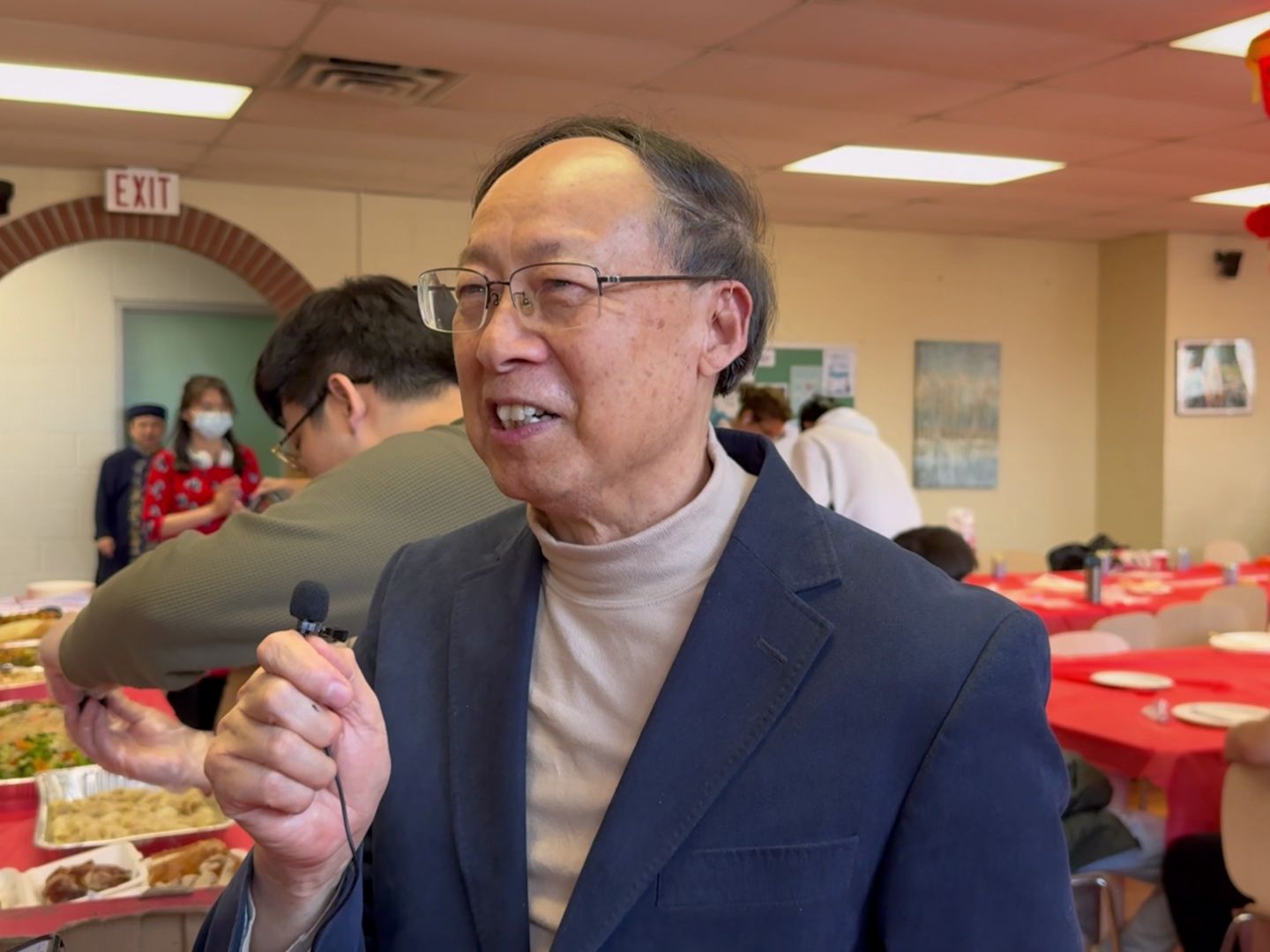 2024喜迎龙年加拿大留学生过年系列——采访汉学家,书法家教授陈学超