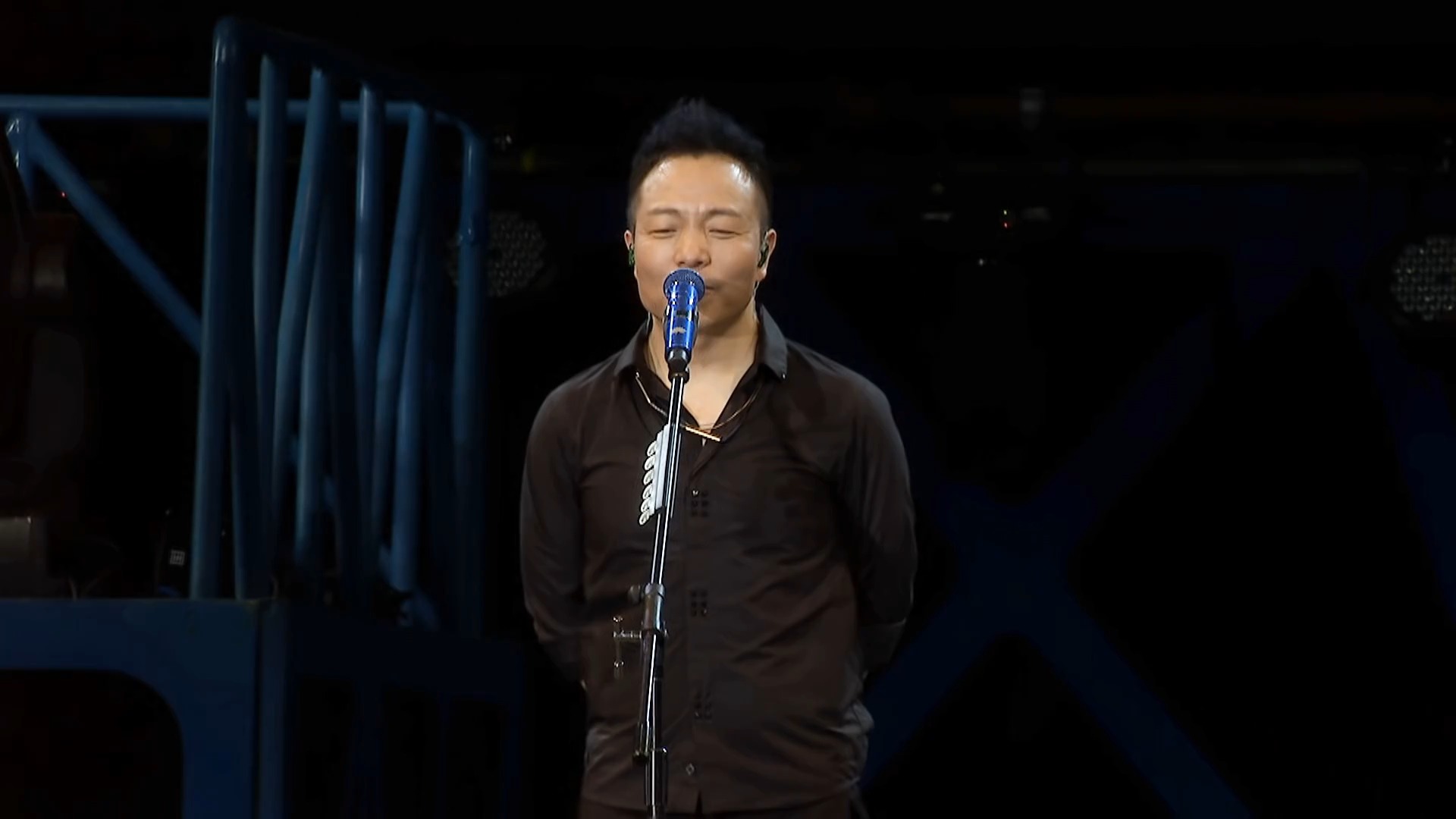 [图]许巍.此时此刻演唱会.北京站.Ci.Shi.Ci.Ke.Live.2015.BD1080P