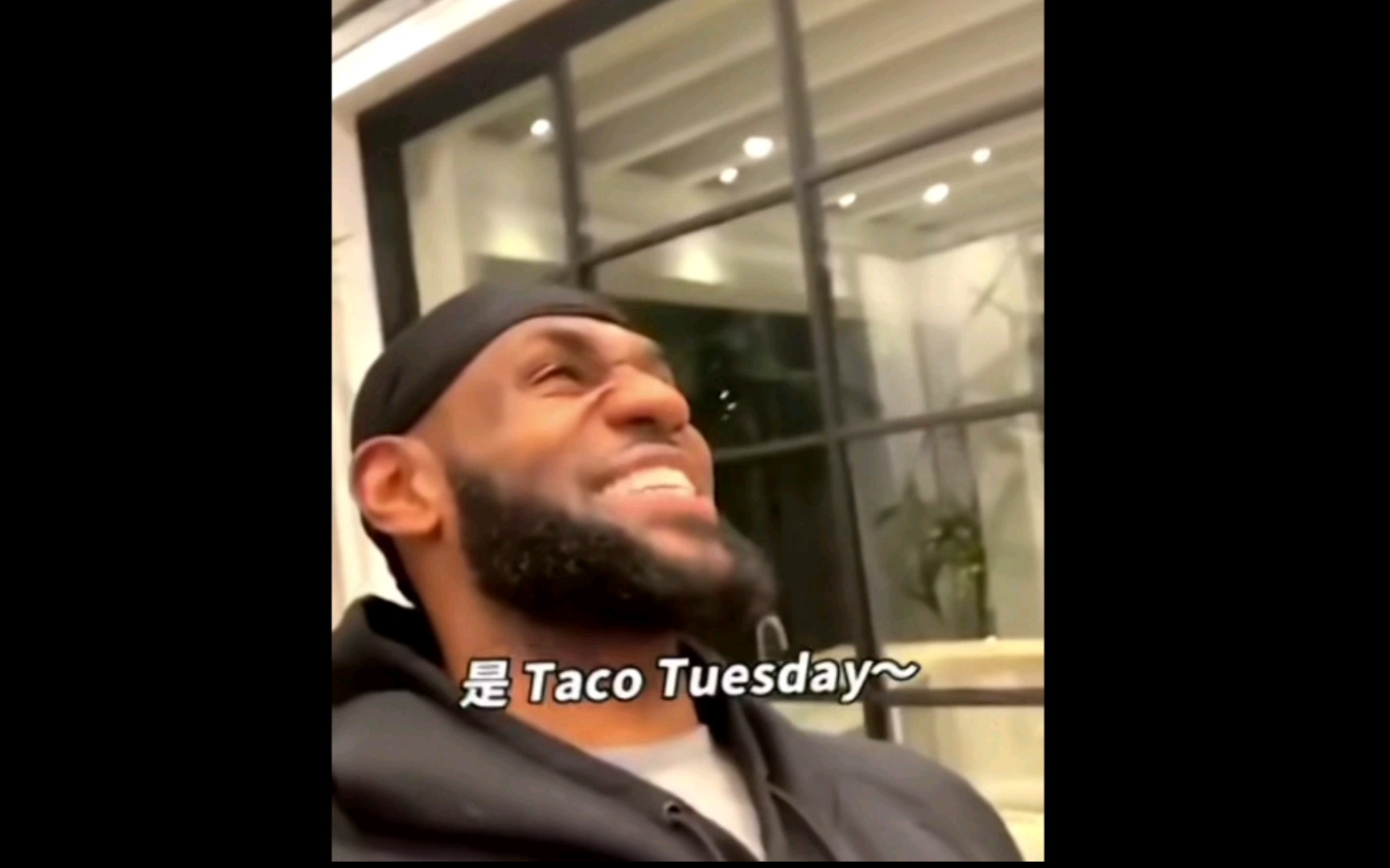 [图]Taco Tuesday中文解释：玉米卷星期二