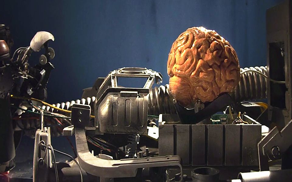 人脑结合机械身体图片