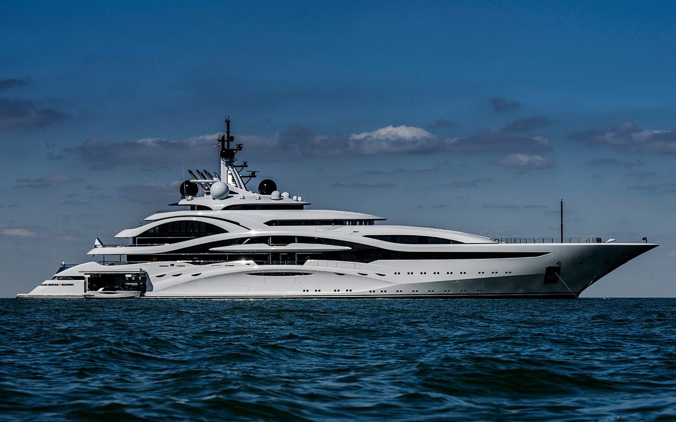 阿拉伯王室3亿美元的德国lürssen123mallusail号超级游艇