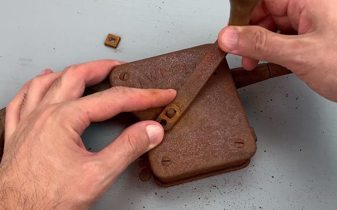 1930年手摇锤钻翻新1930 belgian hammer drill restoration-the