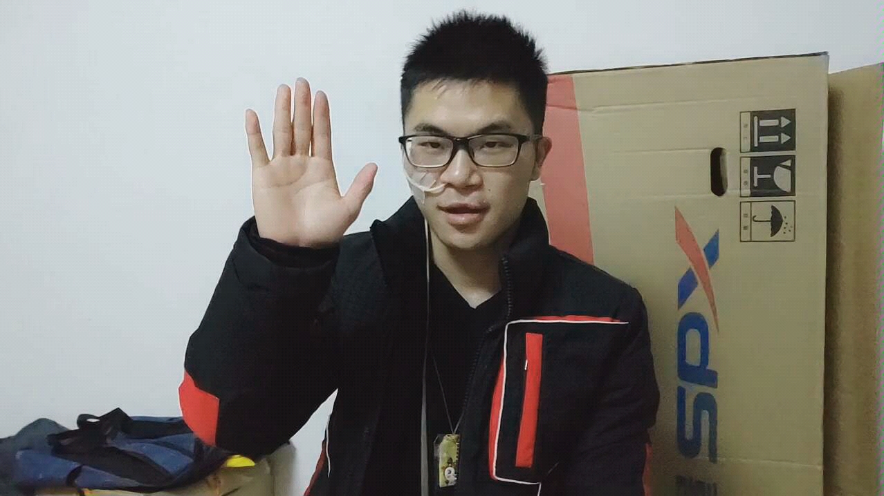 自从患病后，亲戚怕我连我爸都嫌弃我，相互理解下，也就释然了。