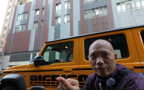 鬼巴士现正行走xx一带,巴士车长 : 坐上层千祈唔好坐果嗰位!