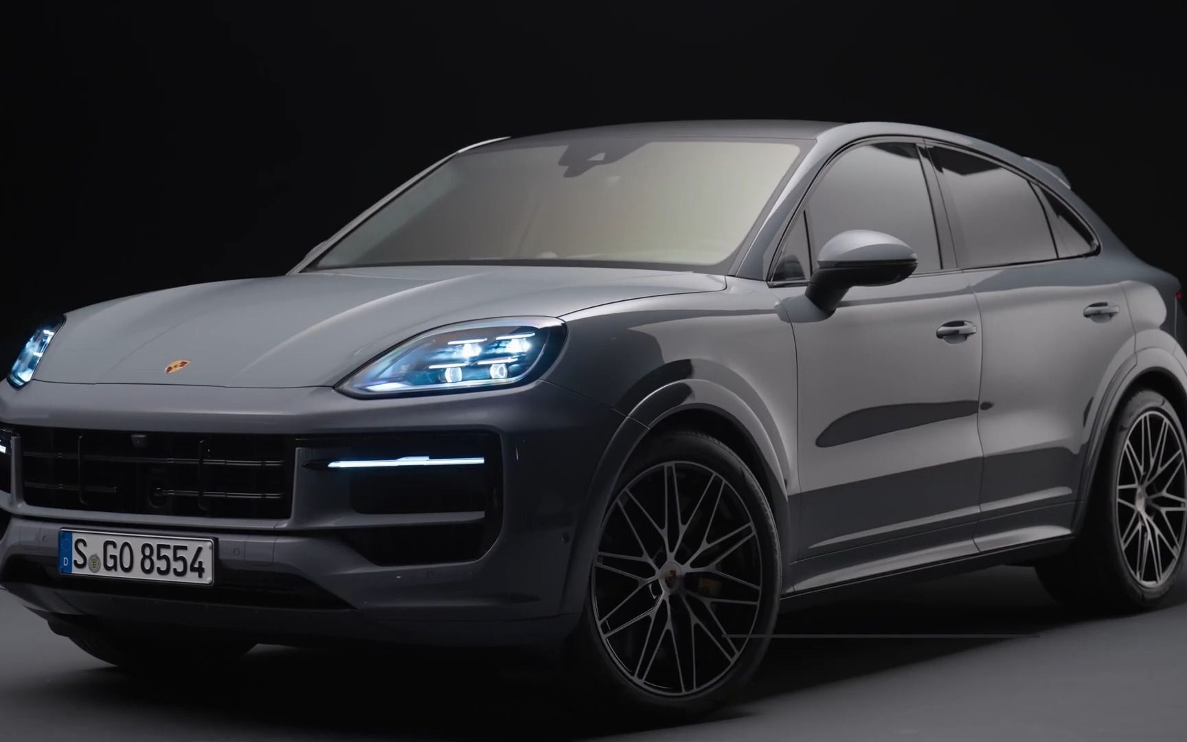 【豪車展示】2024保時捷cayenne s coupé(改款)-474 hp v8-外觀和