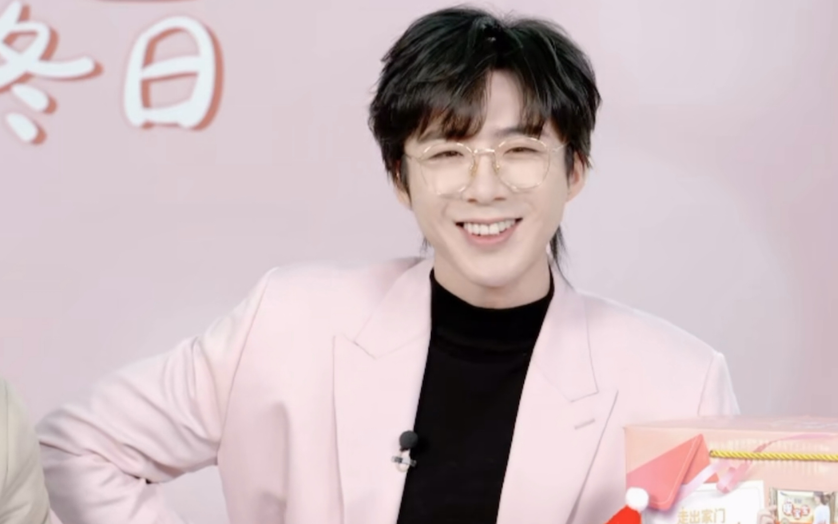 20211228小林暖宝宝直播间欢迎来到粉嫩嫩刘宇宁的k歌时间当遇见你