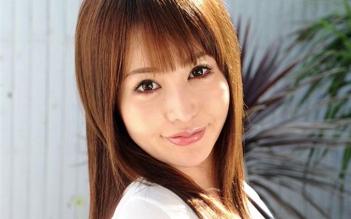 日本偶像艺人 加藤霞(加藤かすみ)在INS发布自己婚后生活纪实哔哩哔哩bilibili