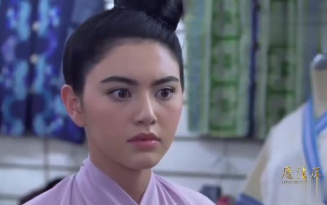 泰剧魔法床:mai去买古董衣服,在镜子当中看见王子时代的自己