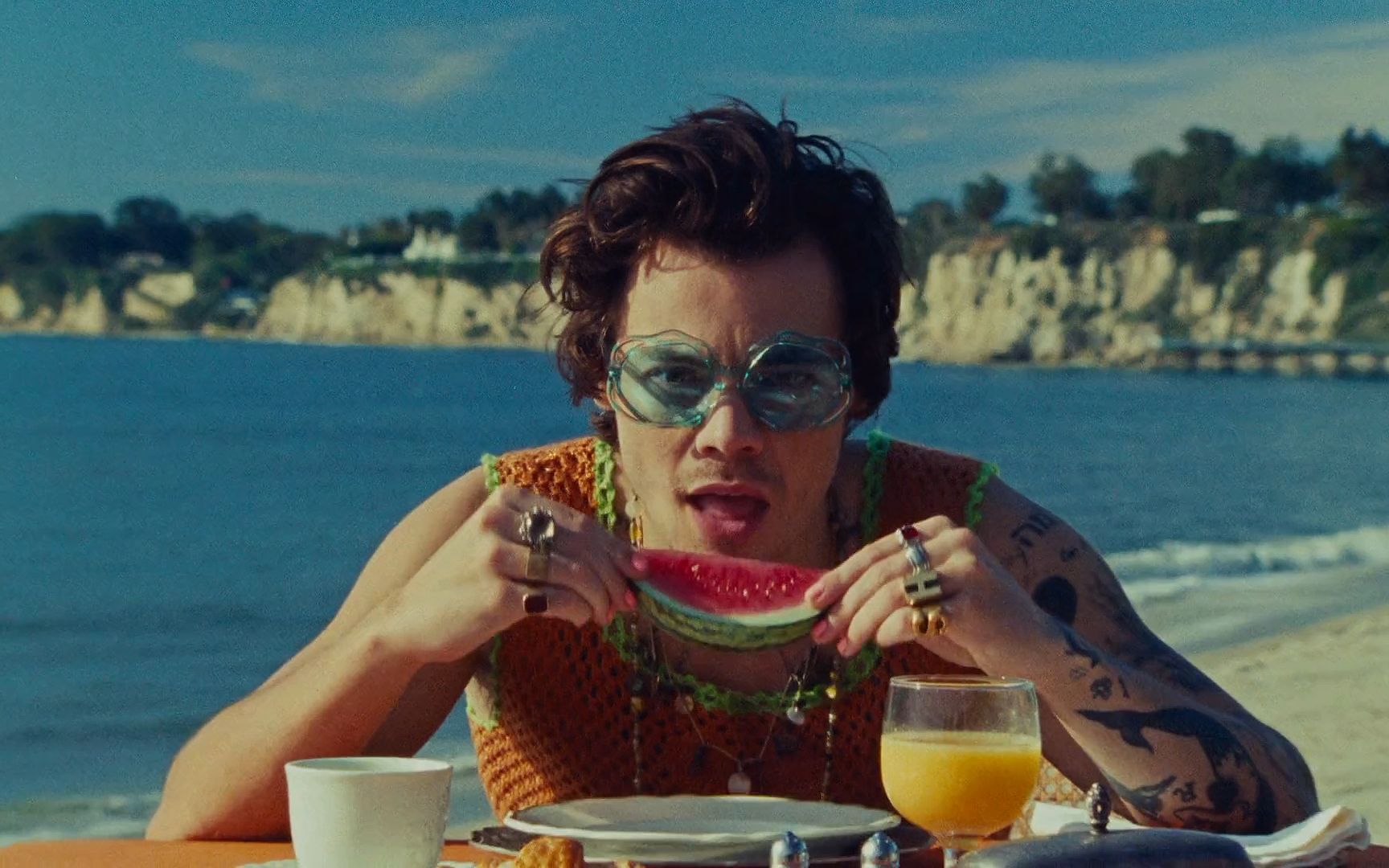 【官方mv】哈卷 harry styles《watermelon sugar》  官方mv首播