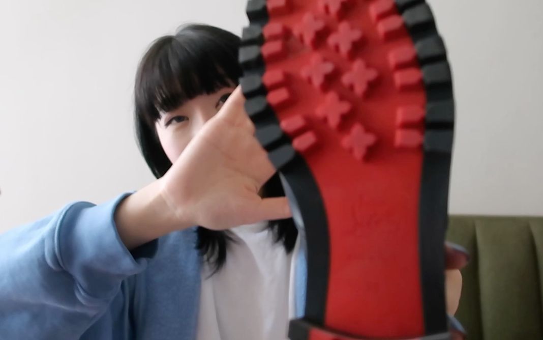 最酷的红底鞋 Christian Louboutin 开箱哔哩哔哩bilibili