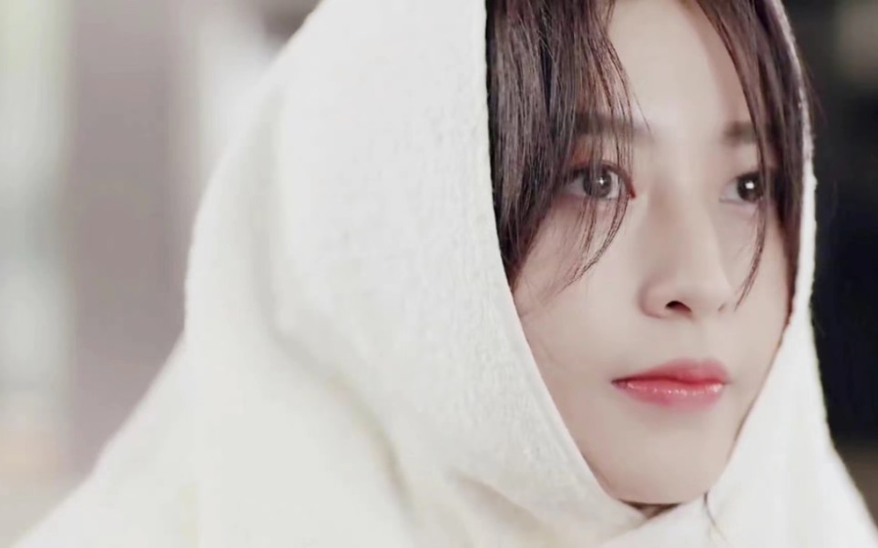 (缓更)周雨彤雪姬cut