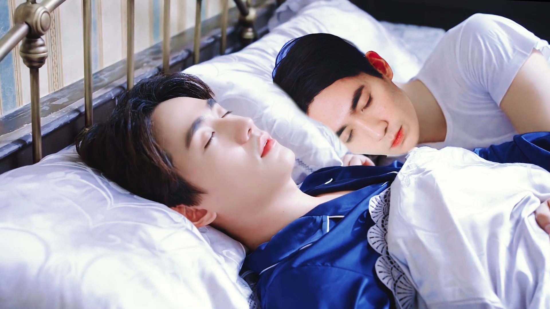 【朱一龙水仙|巍生】确实这样好多了,虽然是想尽量原视频那样,还是有