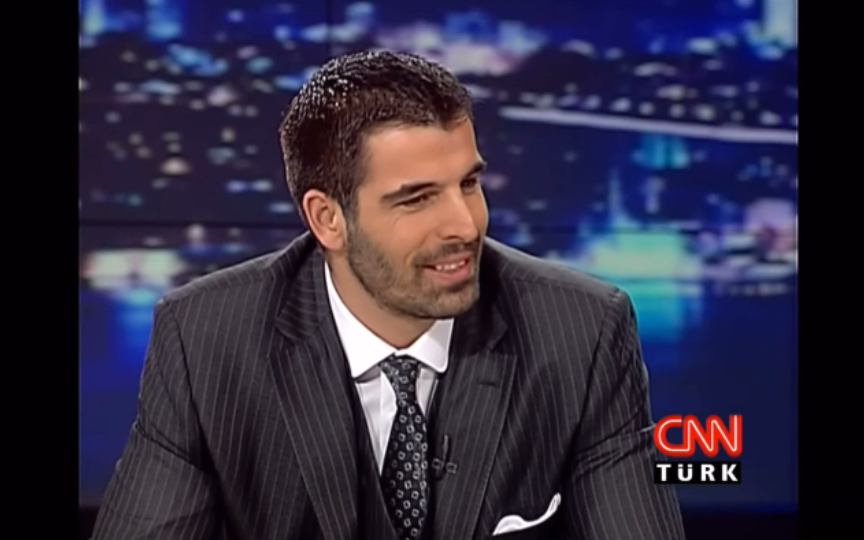 mehmet akif alakurt接受cnn采访1:我是一个情绪化的人(土耳其语)/土