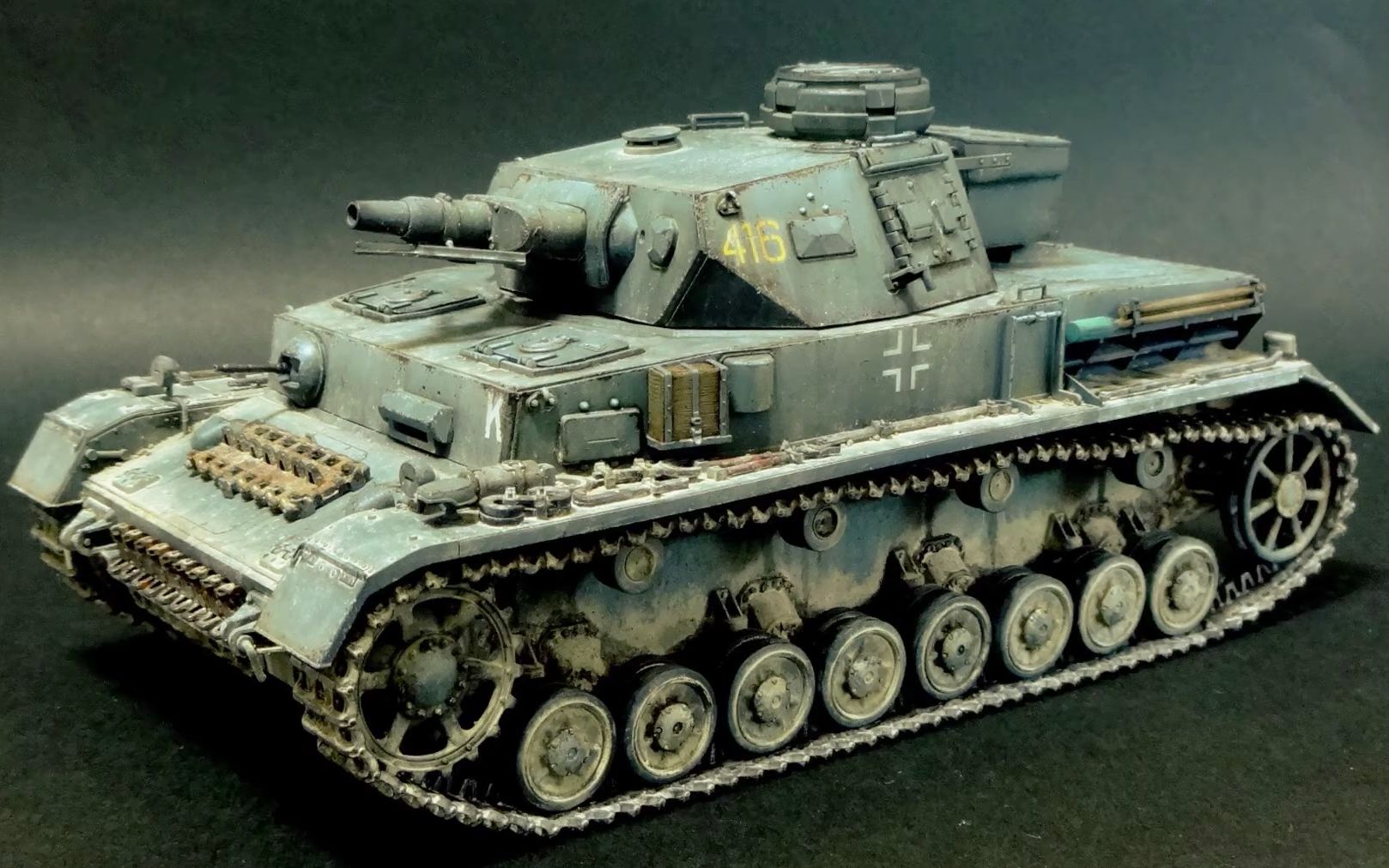 cool german gray easy to paint ! tamiya 1_35 panzerkampfwagen iv