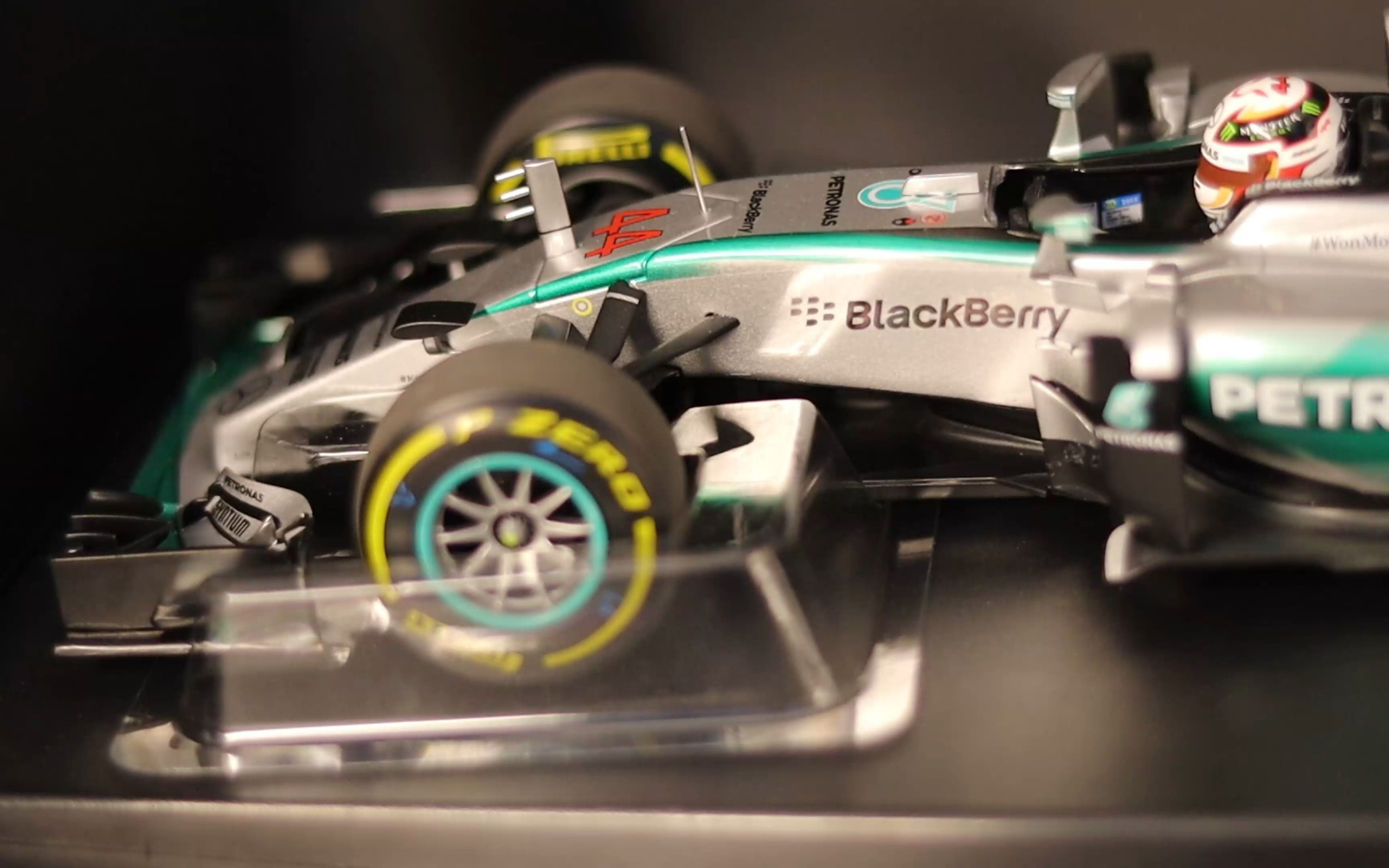 《纯享版》f1赛车模型 迷你切汉密尔顿w06世界冠军赛车