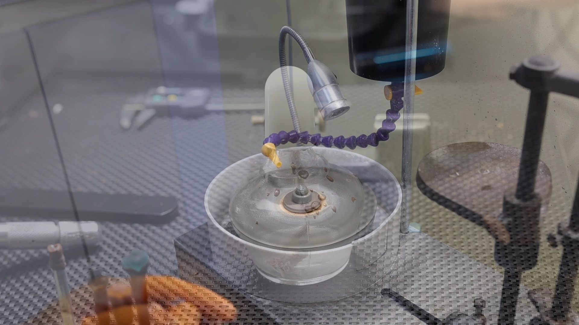 海蓝宝的切割过程 宝石的诞生