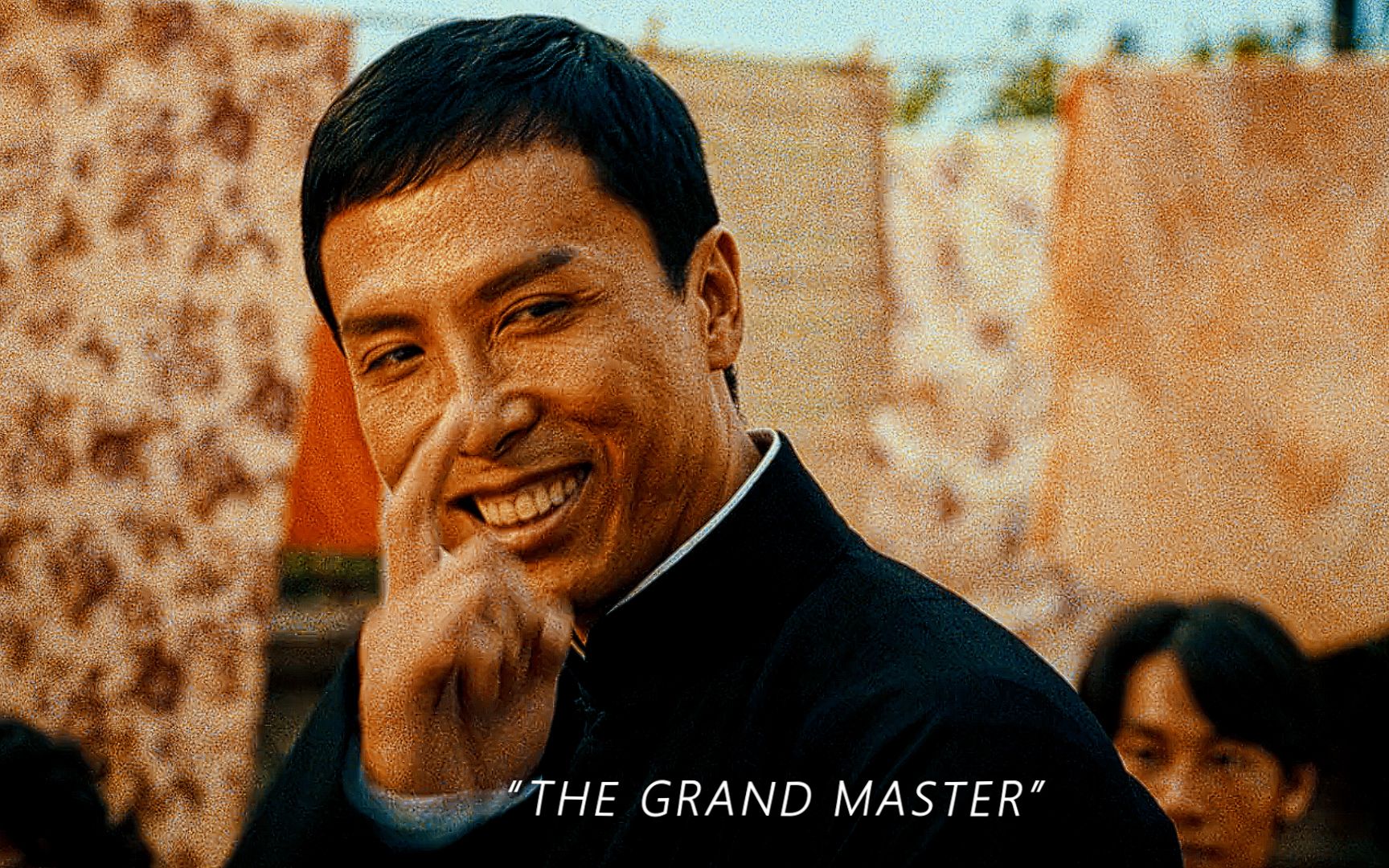 "叶师傅,尝试切他中路"