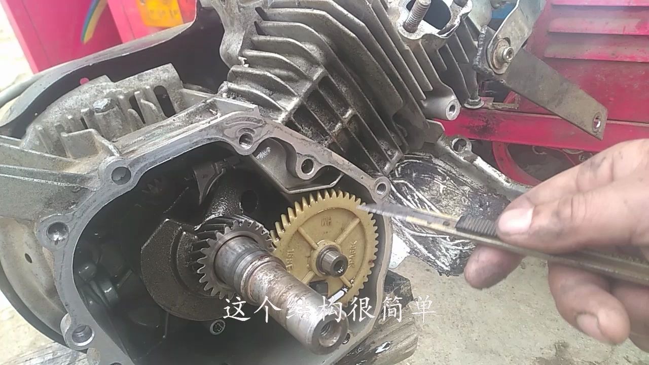 这微耕机发动机的结构真的很简单
