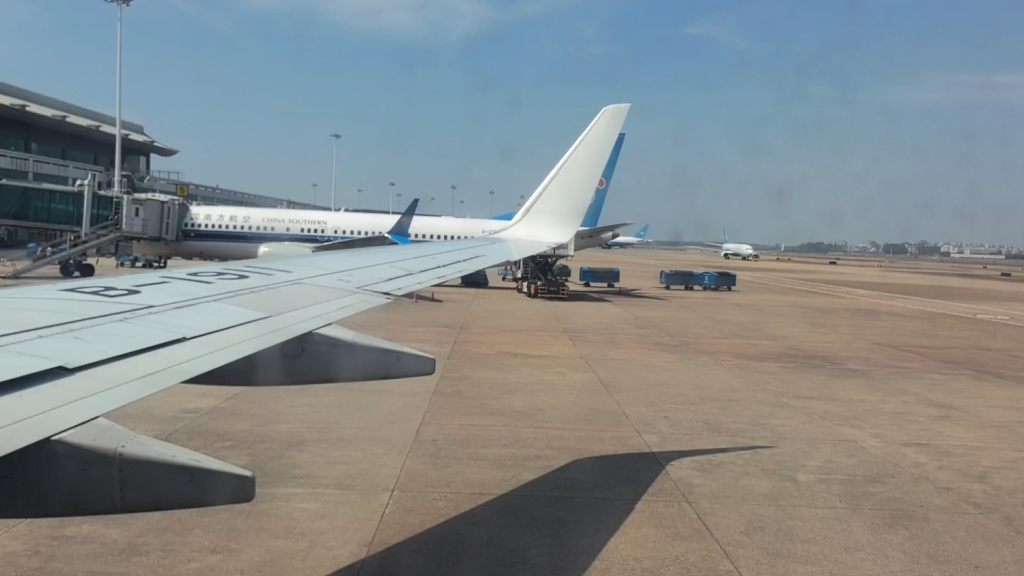 厦门航空b737-800福州机场21起飞