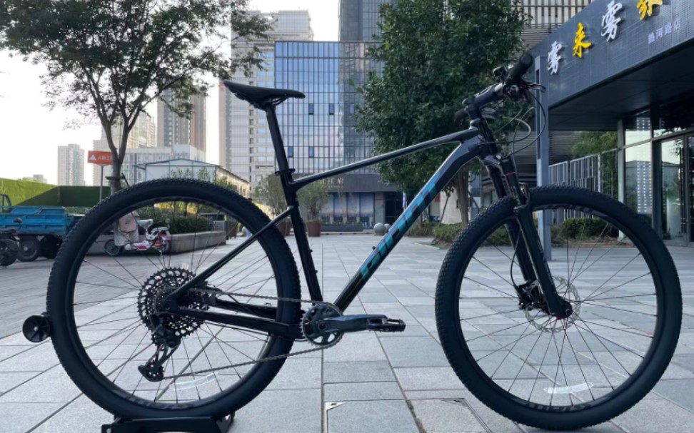 捷安特 giant xtc slr 29 0 l码现货 稀缺车型