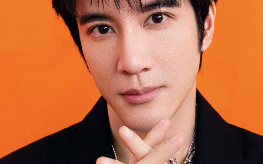 王力宏与前妻李靓蕾现身法庭