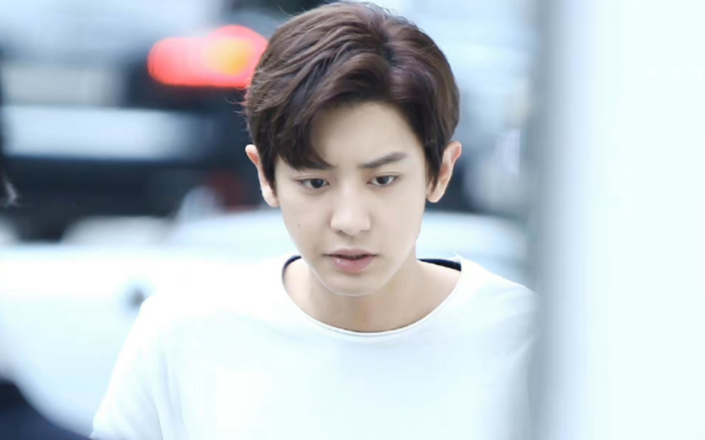 【朴灿烈】银发侧剃 love shot 饭拍