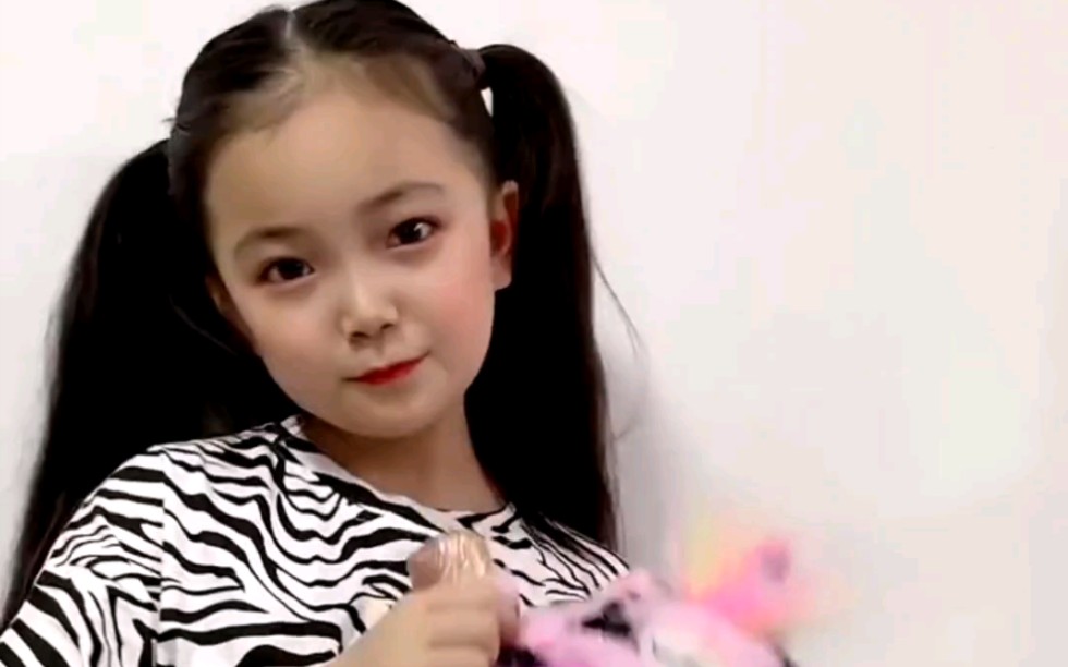 【李悟】李悟小礼物新歌《vu你》