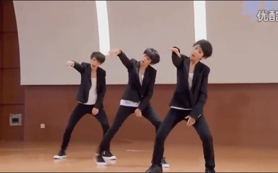 [图]【TF家族】20160711《Chained Up》（高清）