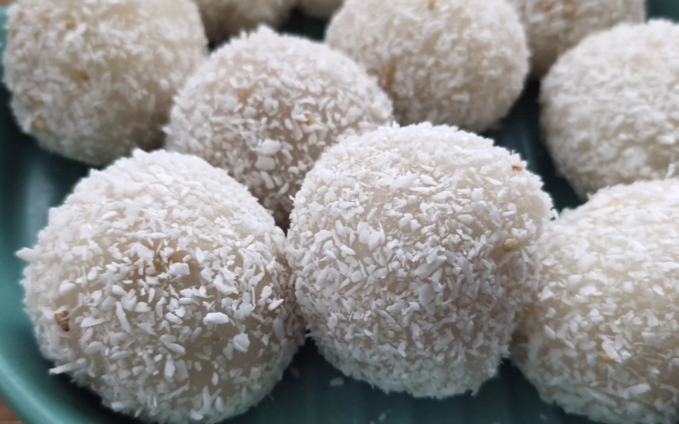 【椰蓉糯米糍】蛋糕店热销的糯米糍,做法原来这么简单,学会以后你也是