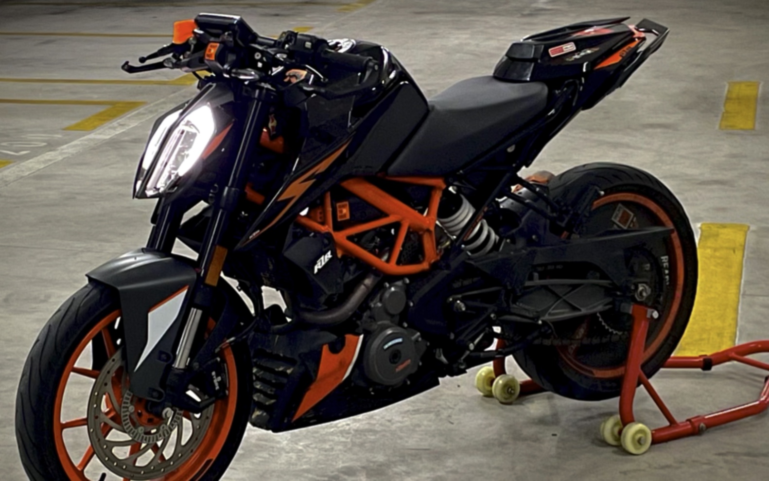 纯纯改装盆栽组!KTM390duke哔哩哔哩bilibili