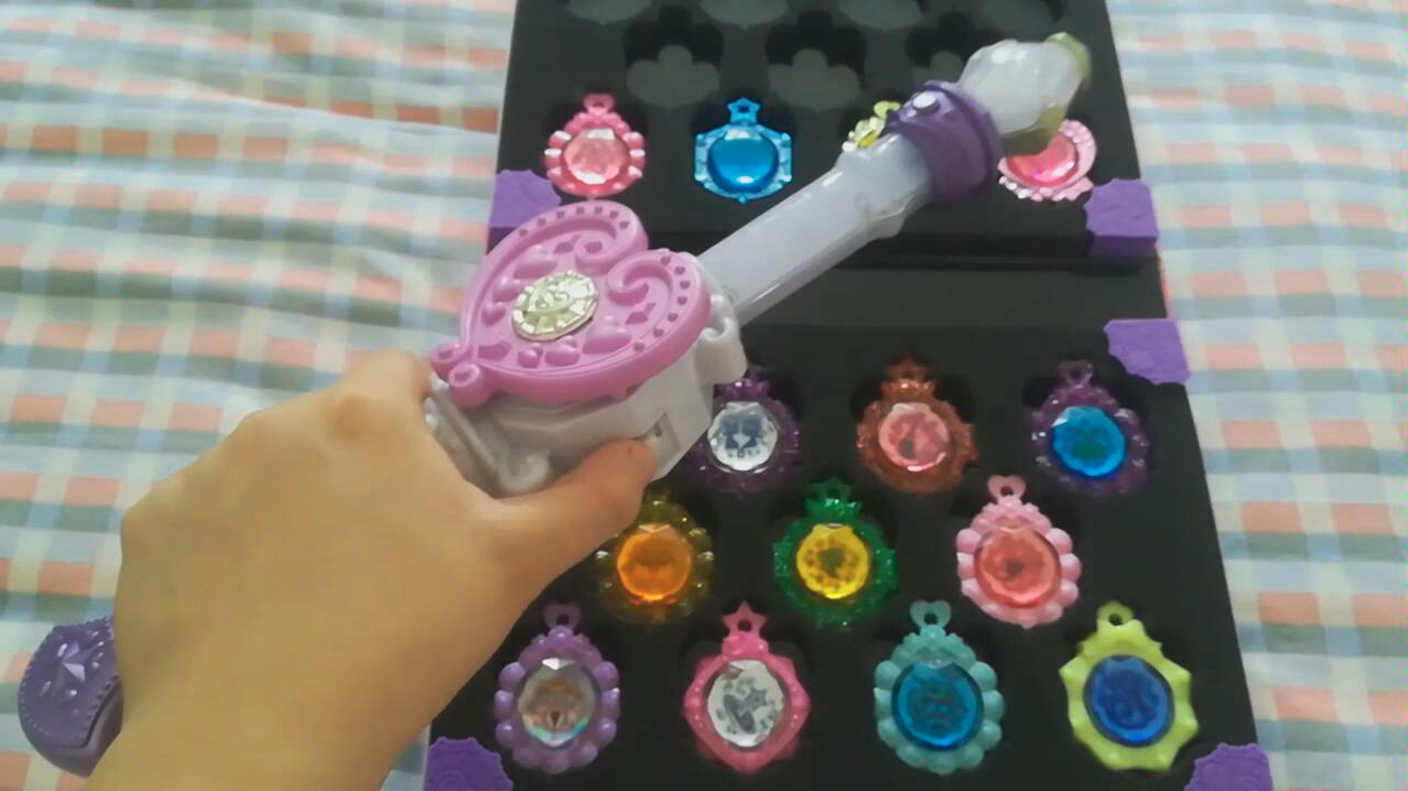 魔法战士魔力纯心魔光杖玩具试玩四人调谐