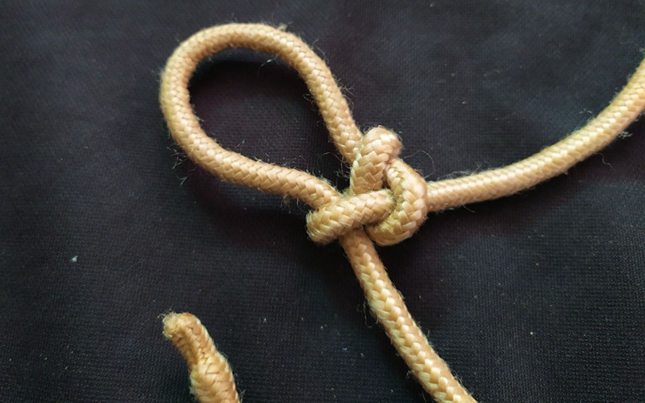 一种古人为了生存而发明的一种绳结"套锁脚",绳索灵敏顺滑