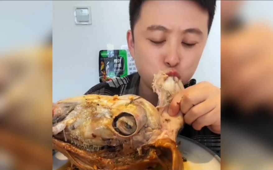 这样吃羊头,就问你服不服,看到后面给跪了