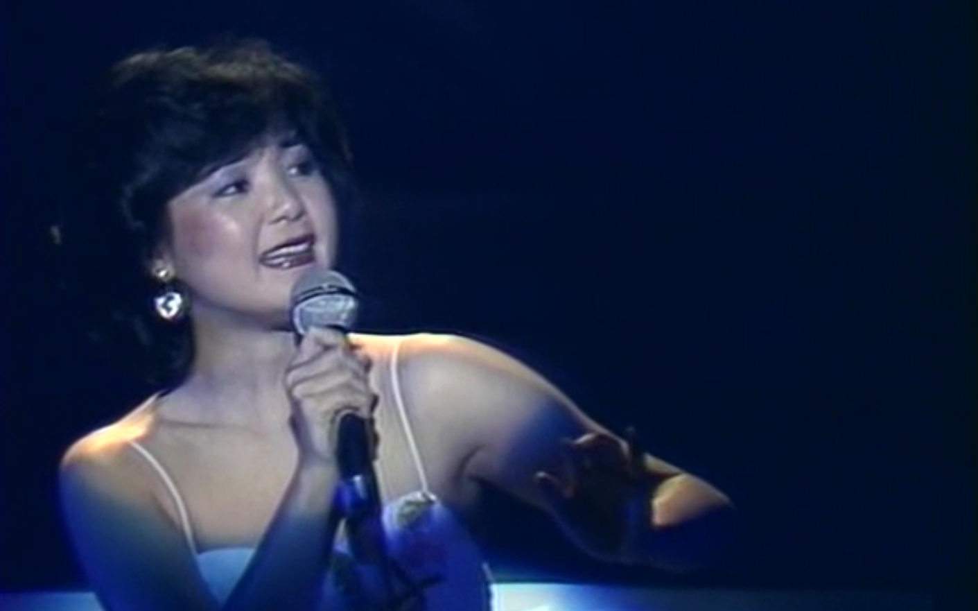 【60fps】邓丽君 海韵—1982.1.8 香港伊利沙伯体育馆演唱会【live】