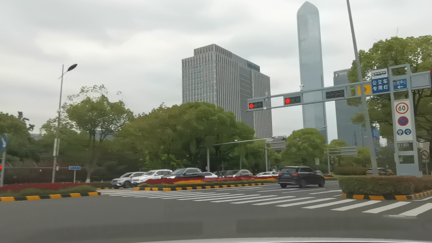 20220429苏州街景五一假期前夕园区现代大道星港街星洲街