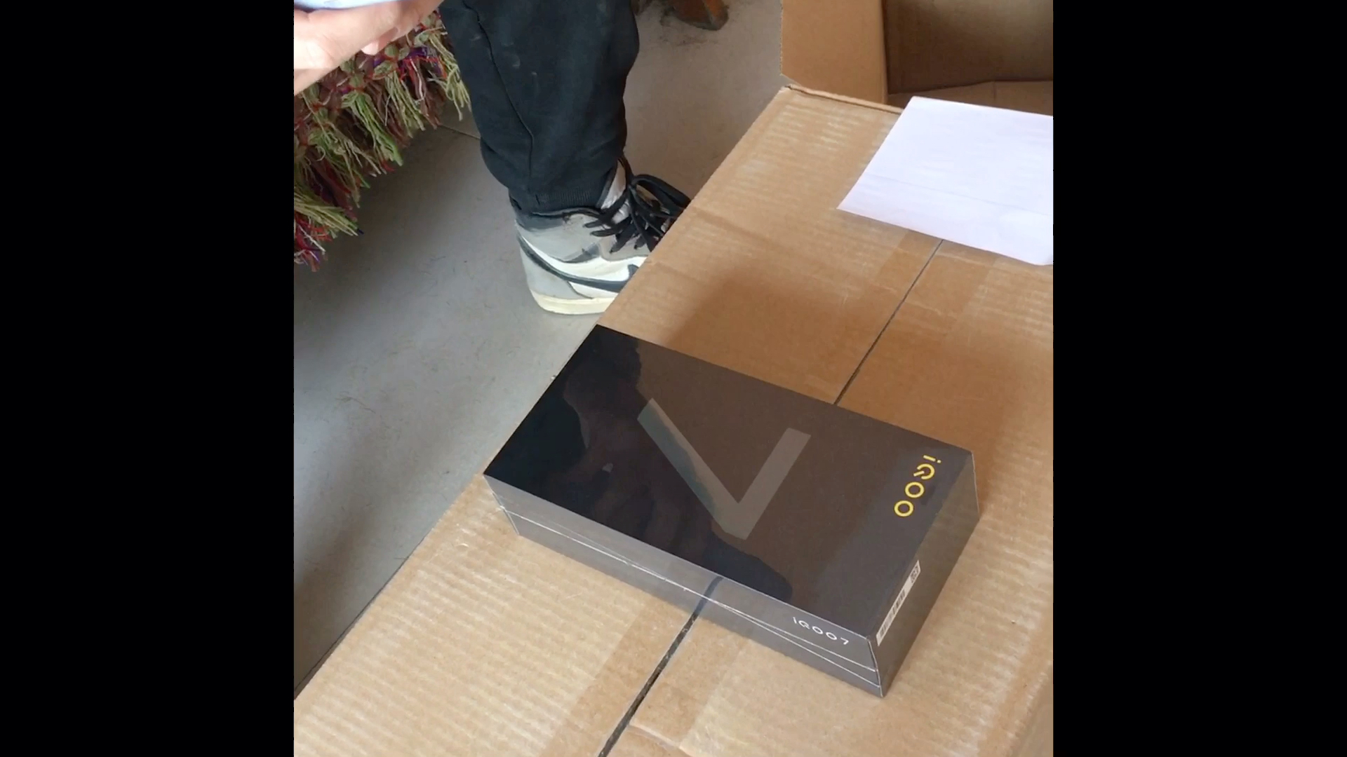 淘宝旗舰店买的iqoo7爱酷7拆箱