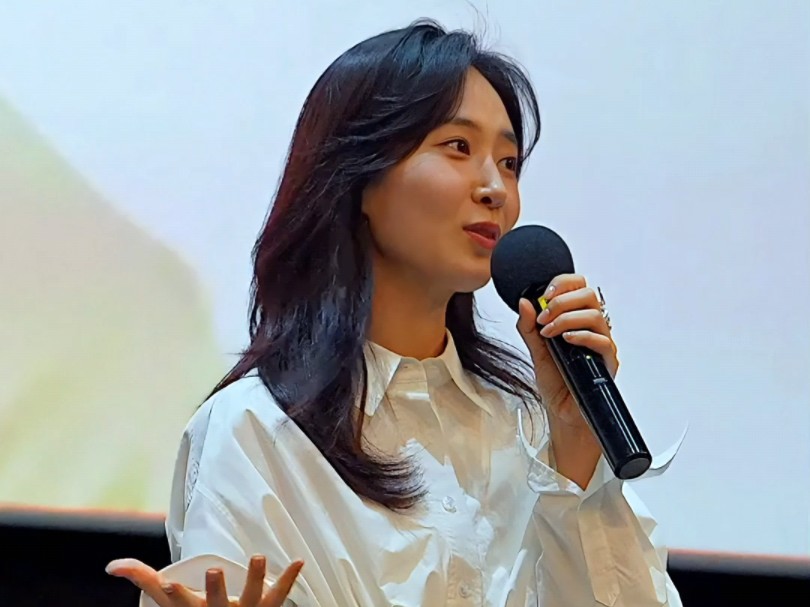 少女时代的权俞利作为特别mc参加韩影《帅哥们》的上新会!