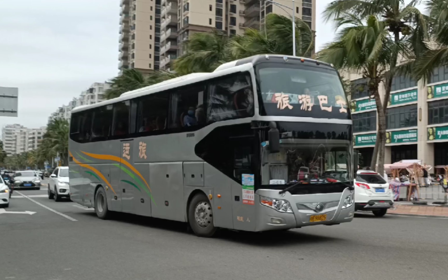 【车辆特写】玉林 旅游巴士 宇通zk6127hsc9 桂k98825