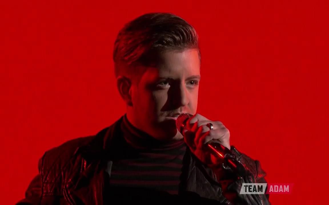 [图]【美国之声12强晋级赛】Billy Gilman表演《The Show Must Go On》