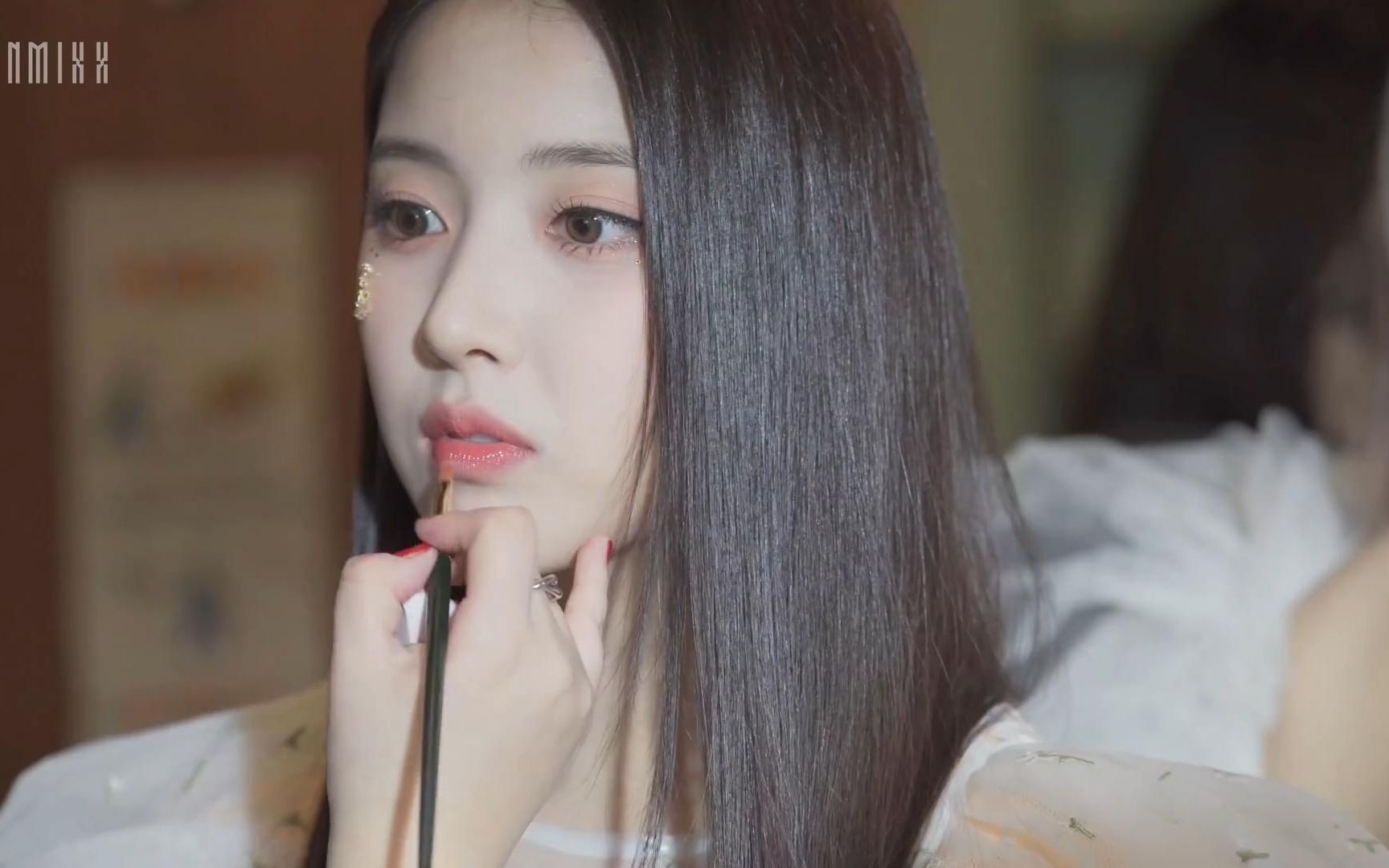 【nmixx金智羽】jiwoo 好美的狗狗颜