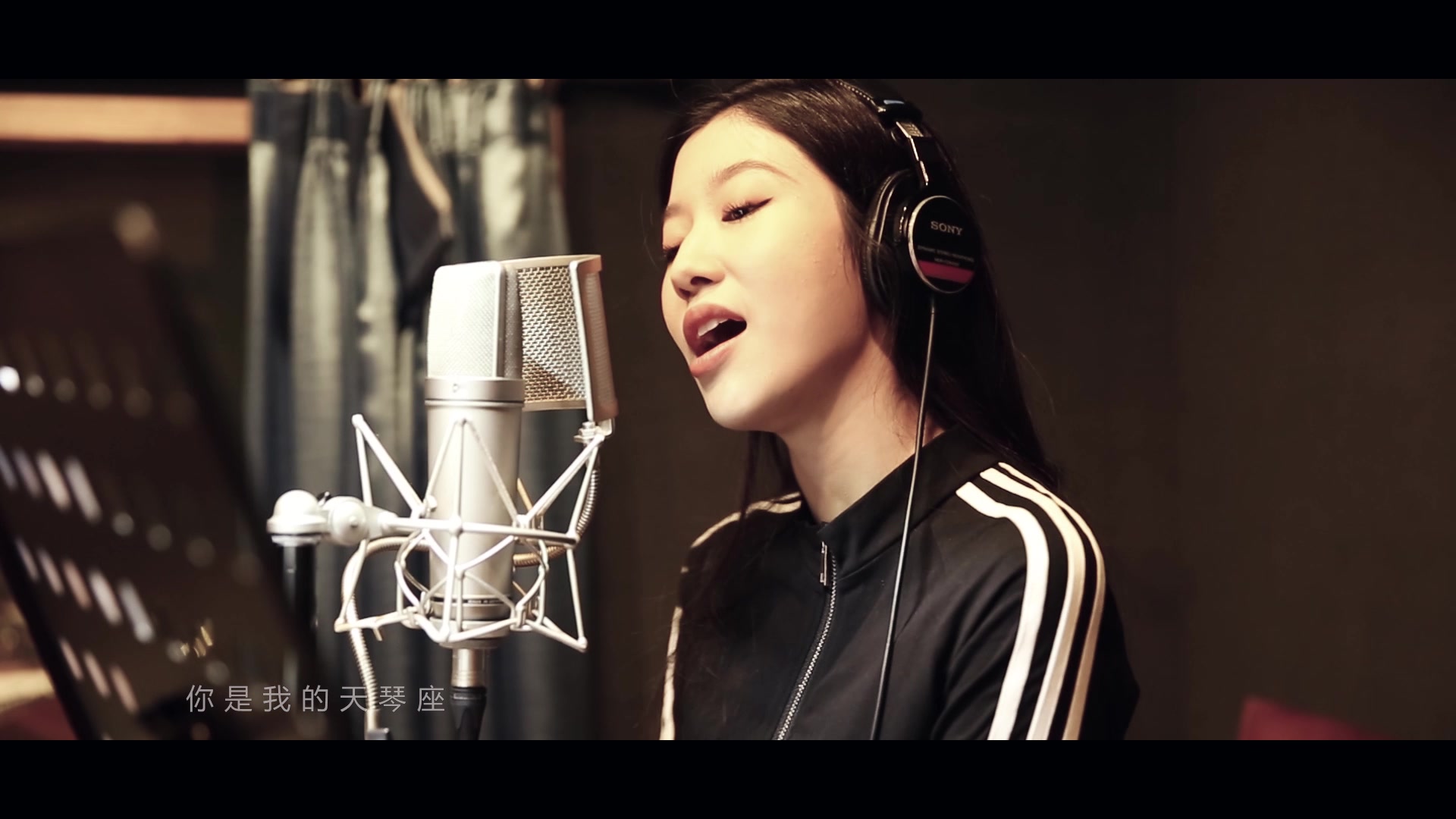 【吴映香】吴映香lucia新曲《天琴座》录音室版本