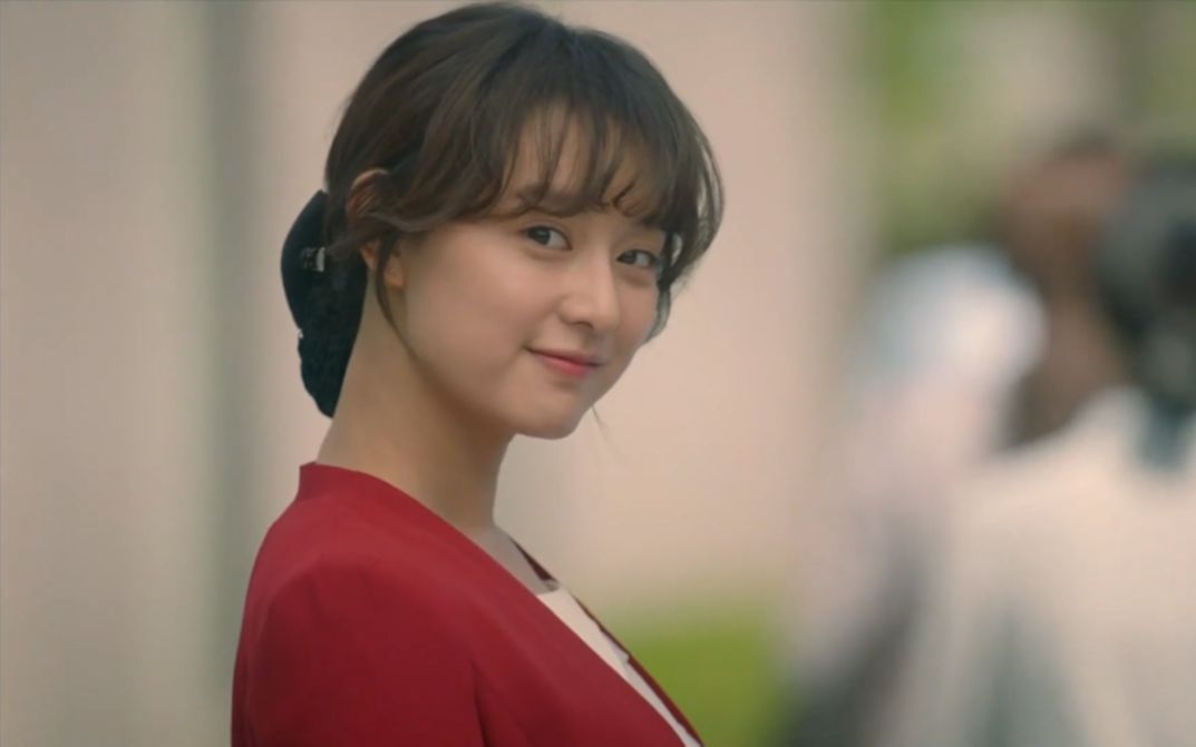 用笑起来真好看打开三流之路爱拉撒娇名场面