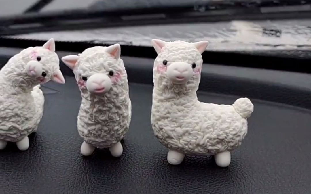 超轻黏土来做呆萌小羊驼