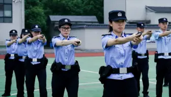 青春正热血，练兵正当时……#实战大练兵 #热血硬汉 #英姿飒爽