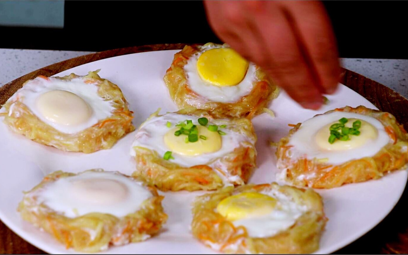 小彪美食土豆丝饼的做法