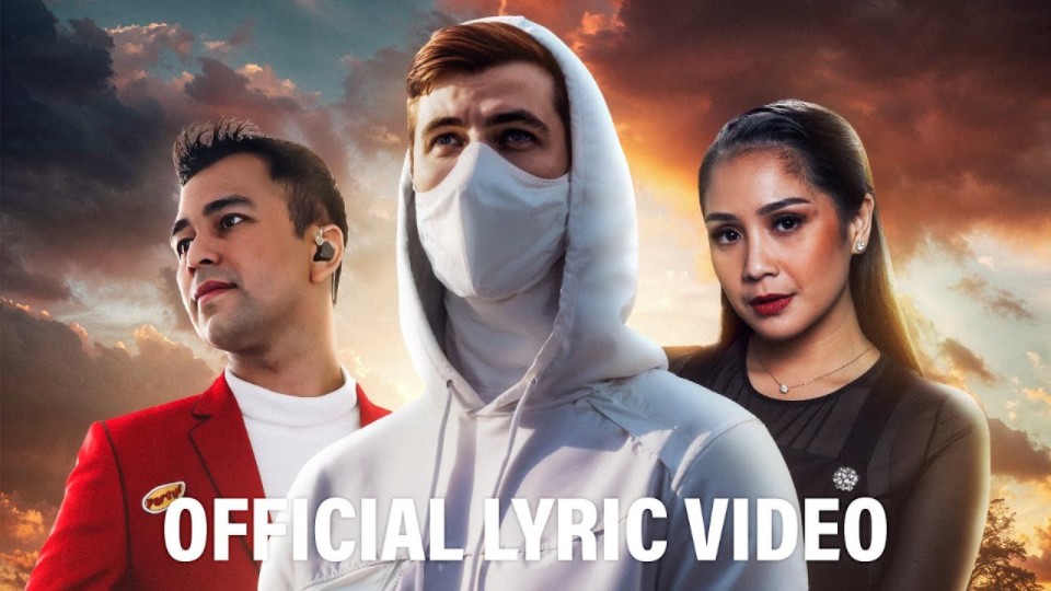 [图]Alan Walker, Raffi Ahmad, Nagita Slavina - In Your Eyes (Official Lyric Video)